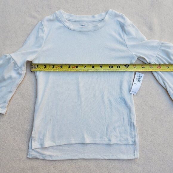 Old Navy cream colored bell sleeve shirt - Picture 3 of 8